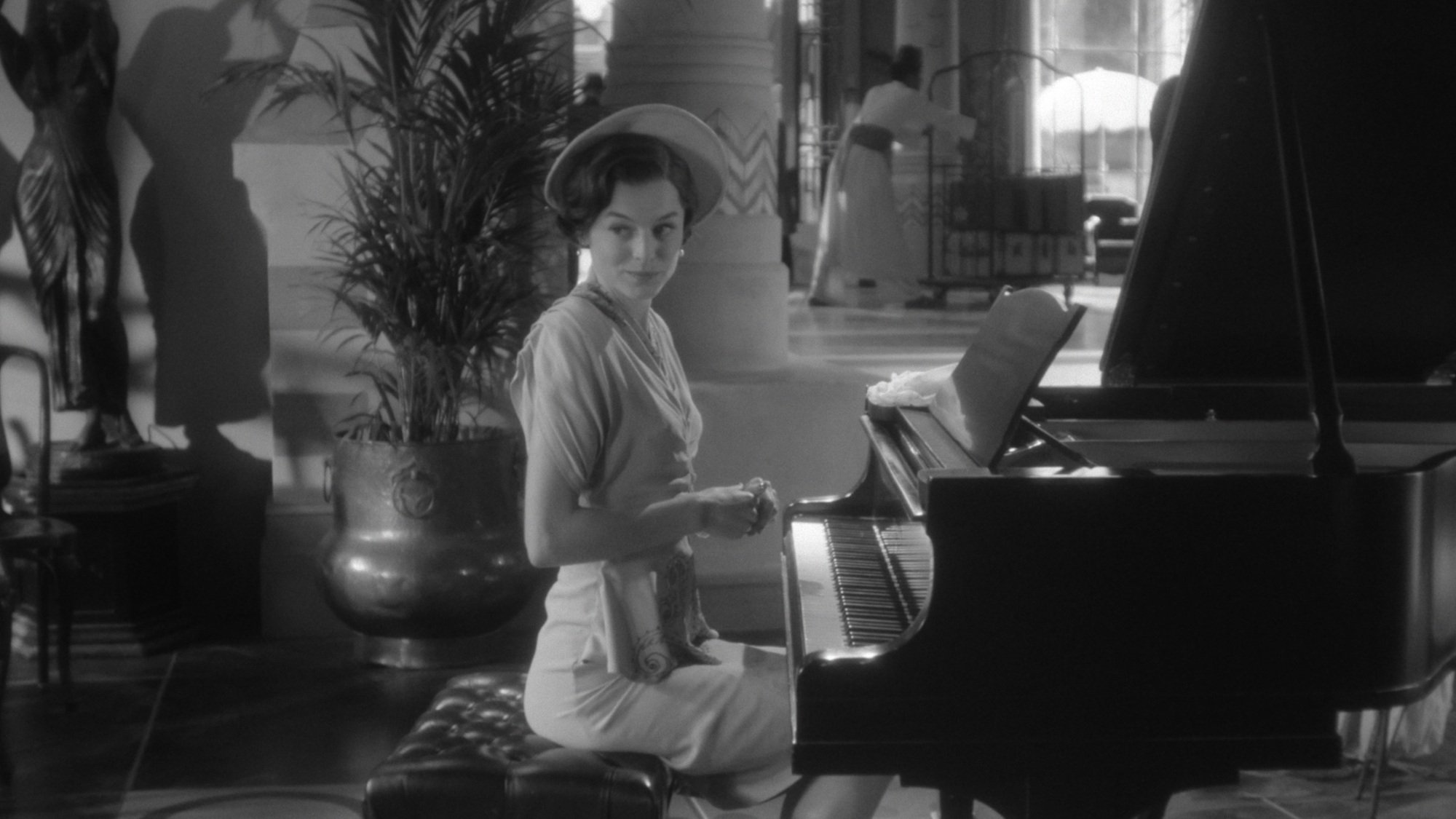 Short Curly Hair In Layers