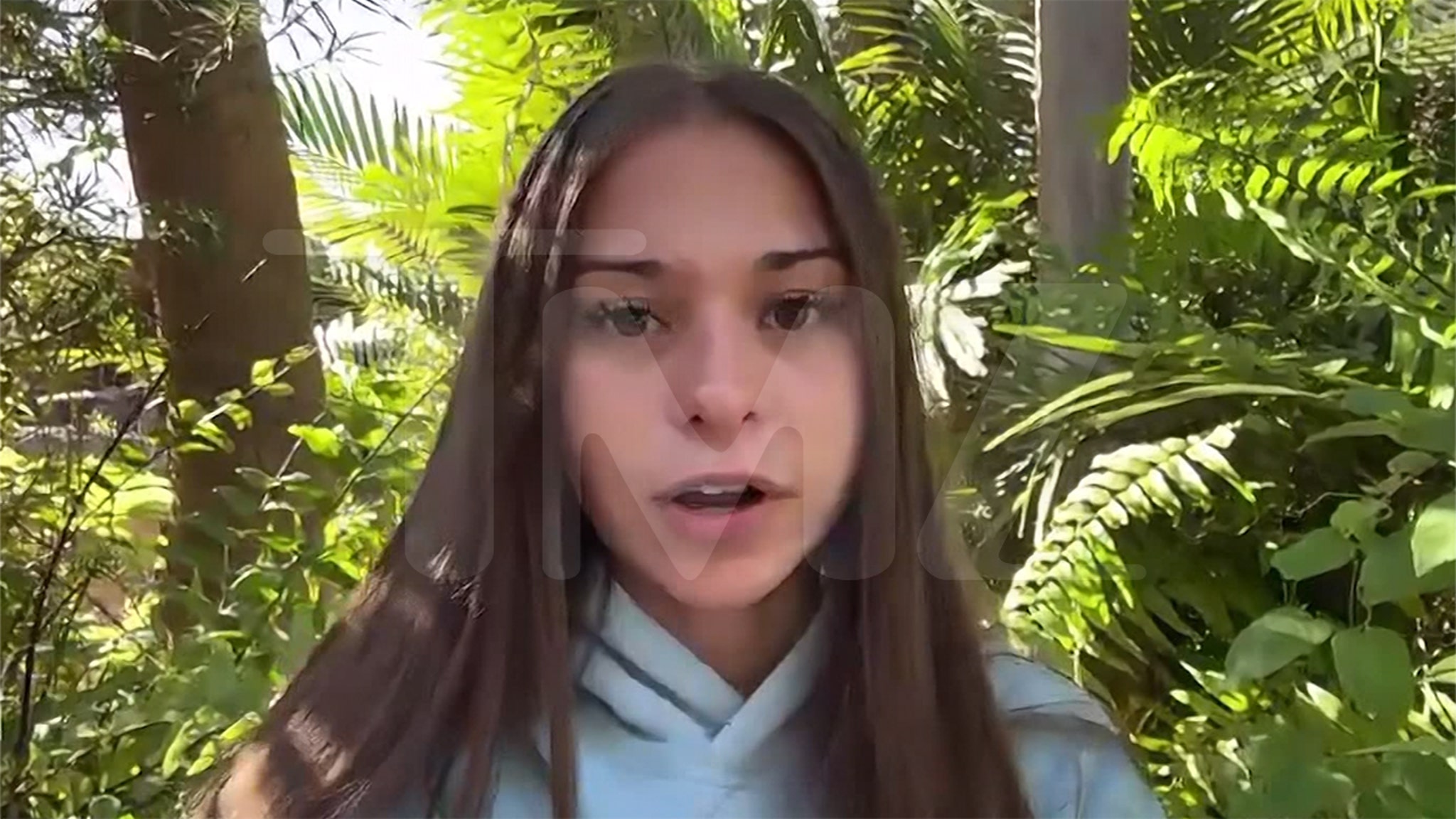 Sophie Rain Legs Spread