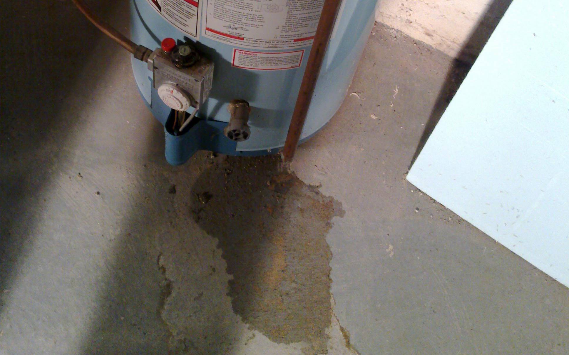 Water Leaking From Bottom Of Water Heater
